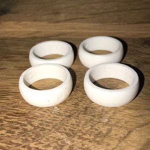 NEW QALO rings size 11 men ❣️
